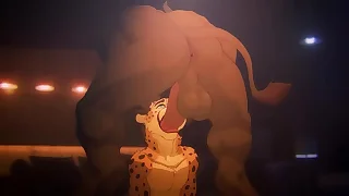 Trío con el pequeño gatito